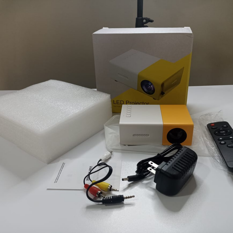 🎥 MINI PROYECTOR LED VIDEO BEAM 600 LÚMENES YG300 HDMI USB AV